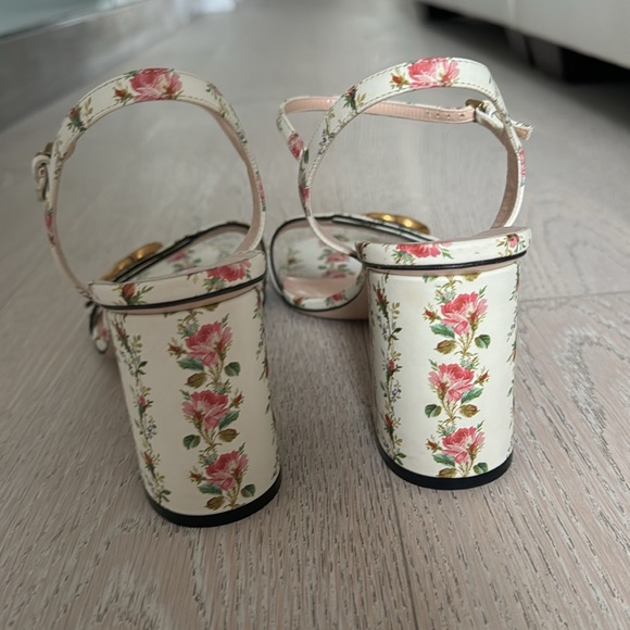 Gucci Marmont Block Heel Sandal - Picture 3 of 5